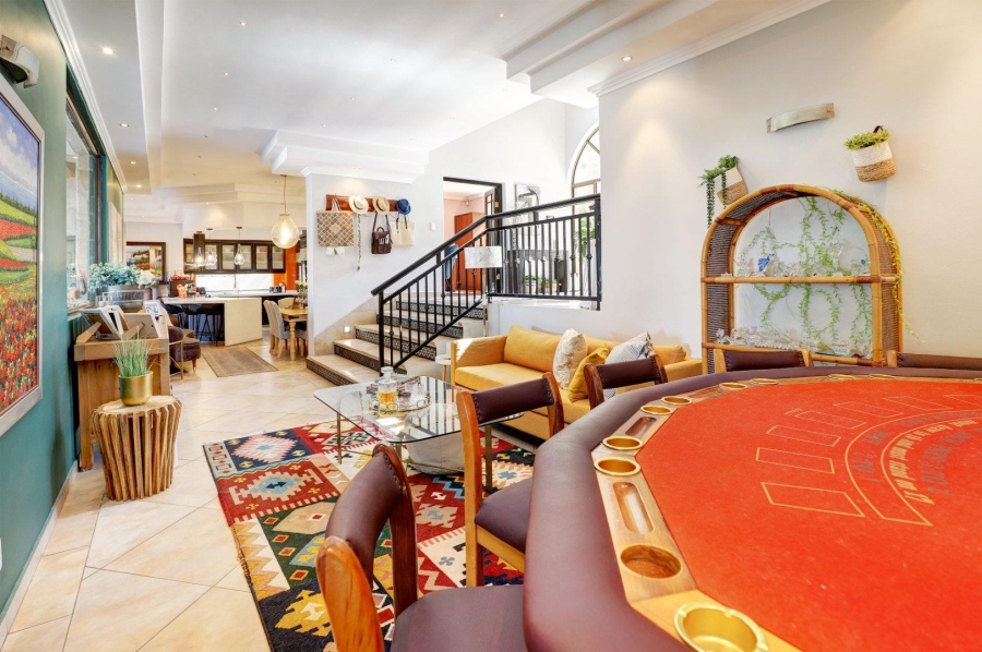 5 Bedroom Property for Sale in Welgemoed Western Cape